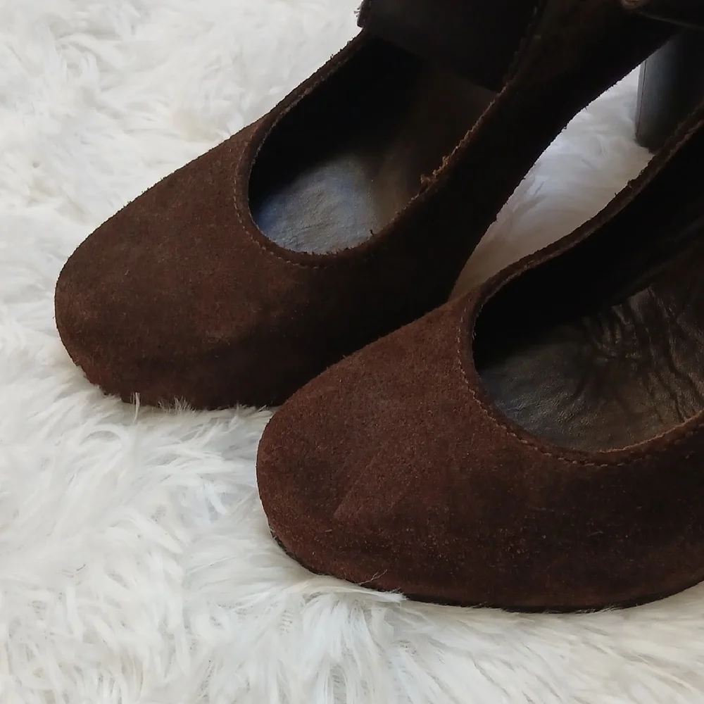 L.L. Bean Dark Brown Women's Ankle Strap‎  Heels Size 6.5 M